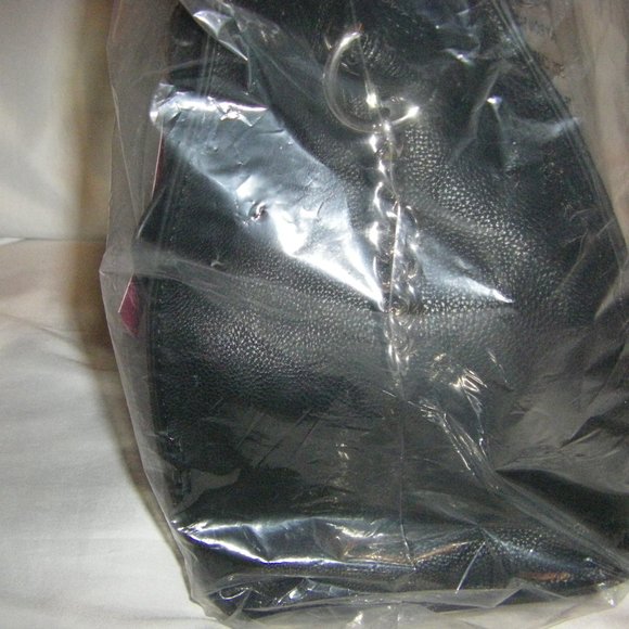 Betsey Johnson Studded Bow Satchel Bag Black Bow Studs + Keychain BB18265 NEW - Picture 11 of 14